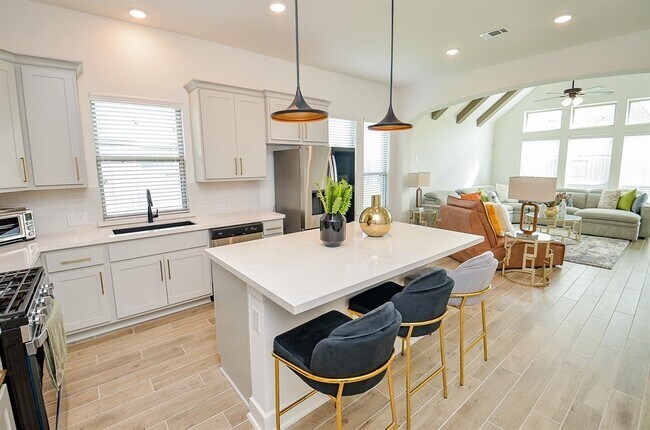 Building Photo - 10574 Cecilia Star Ln