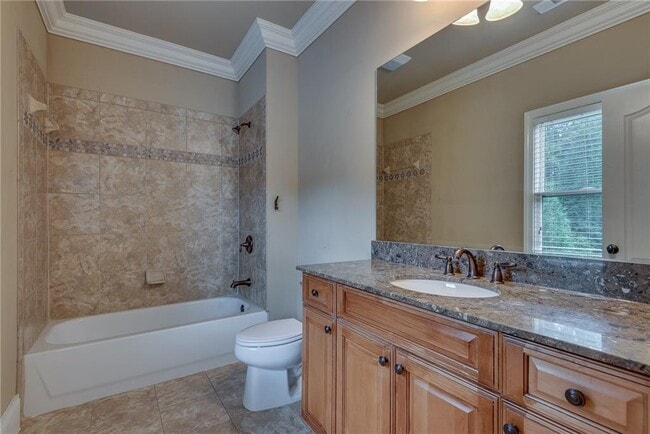 Building Photo - 3924 Sweat Creek Run NE