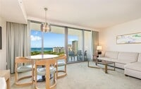 Building Photo - Rarely Available 1 BED / 1 BATH Long-term ...