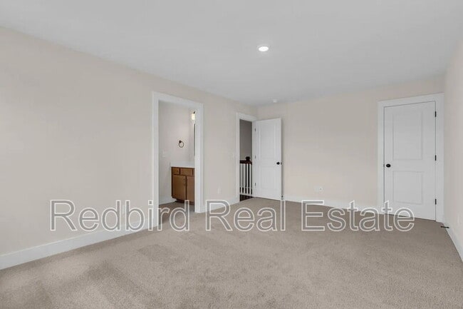 Building Photo - 911 Heatherfield Ln