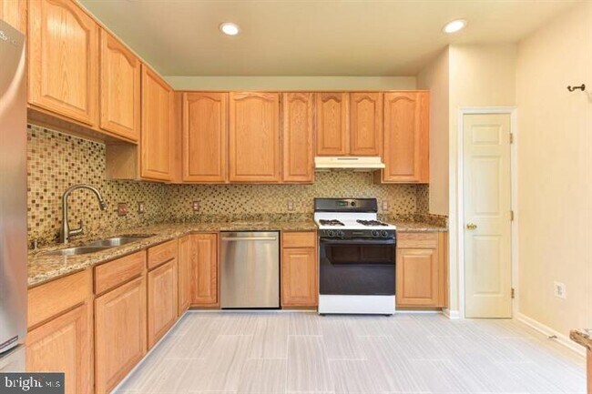 Building Photo - 2454 Sugar Mill Way