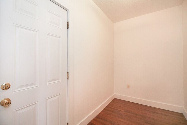 Building Photo - Upland Ave. 333