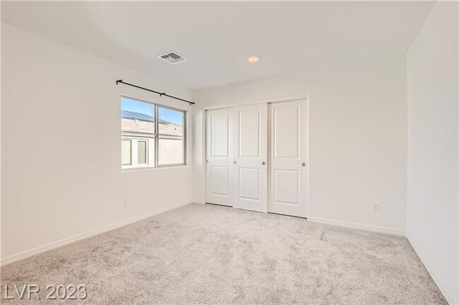 Building Photo - 7037 Sunland Hls Ave