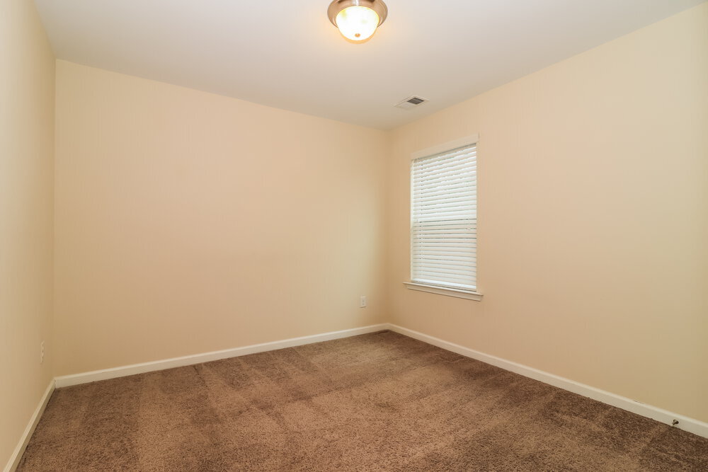 Building Photo - 386 Darbys Run Ct