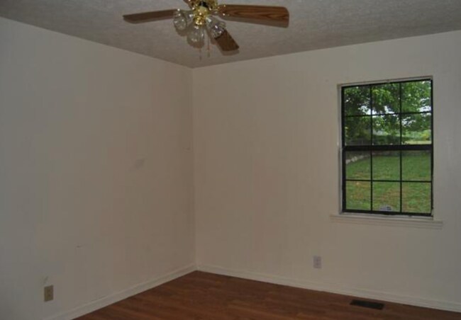 Building Photo - 217 Al Oerter Dr