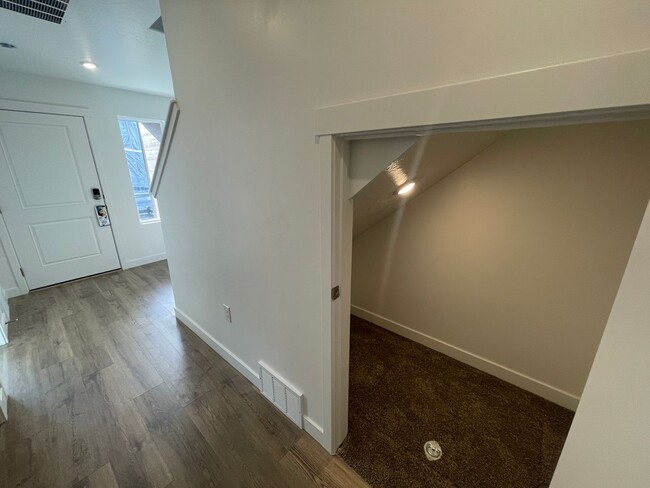 Building Photo - Beautiful New 4-Bedroom, 3-Bathroom Townhouse