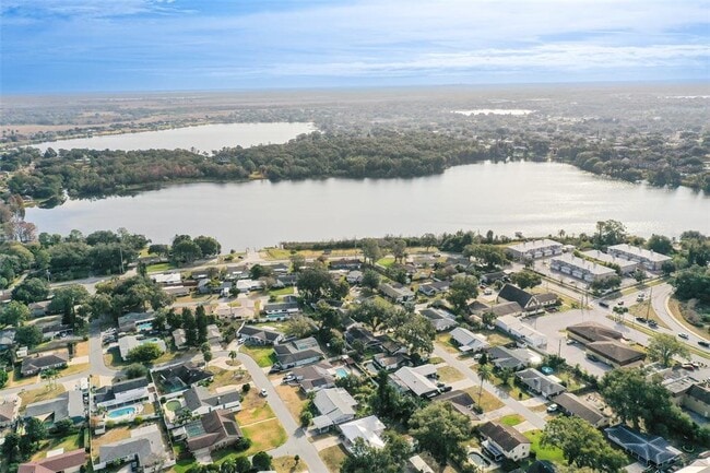 Building Photo - 124 Shelley Dr