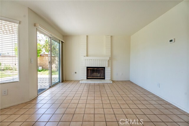 Building Photo - 705 Bowcreek Dr