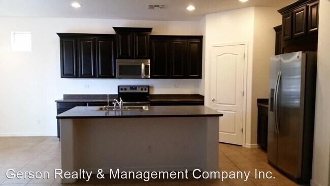 Building Photo - 14391 W Desert Flower Dr