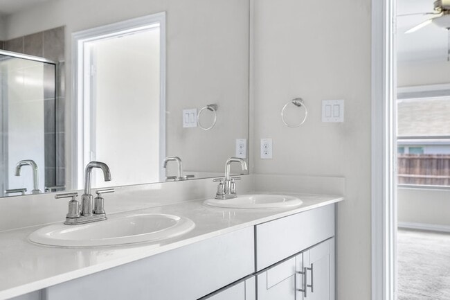 Building Photo - 6312 Spooky Cat Trl