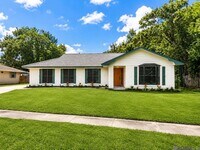 Building Photo - 535 Thornwood Dr