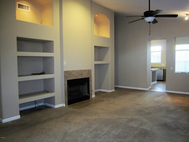 Building Photo - 11880 E Appaloosa Pl