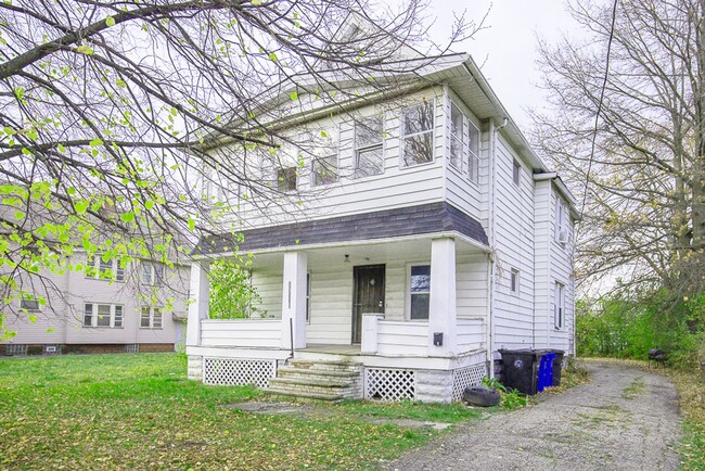 Building Photo - 13505 Marston Ave