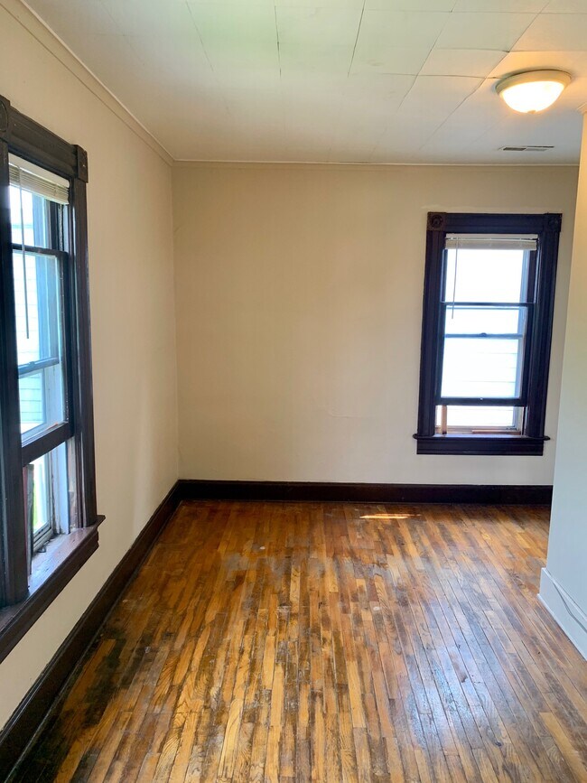 132 10th St S 132 10th St S La Crosse WI 54601 Apartment Finder