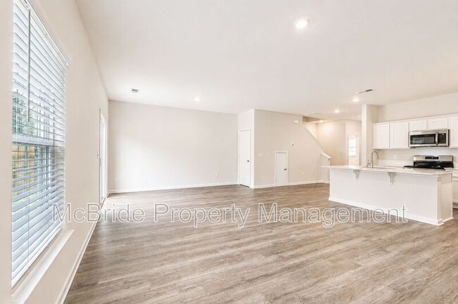 Building Photo - 1018 Aldrich St