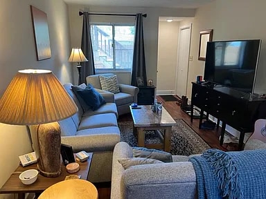 Living Area - 1590 N Star Ave