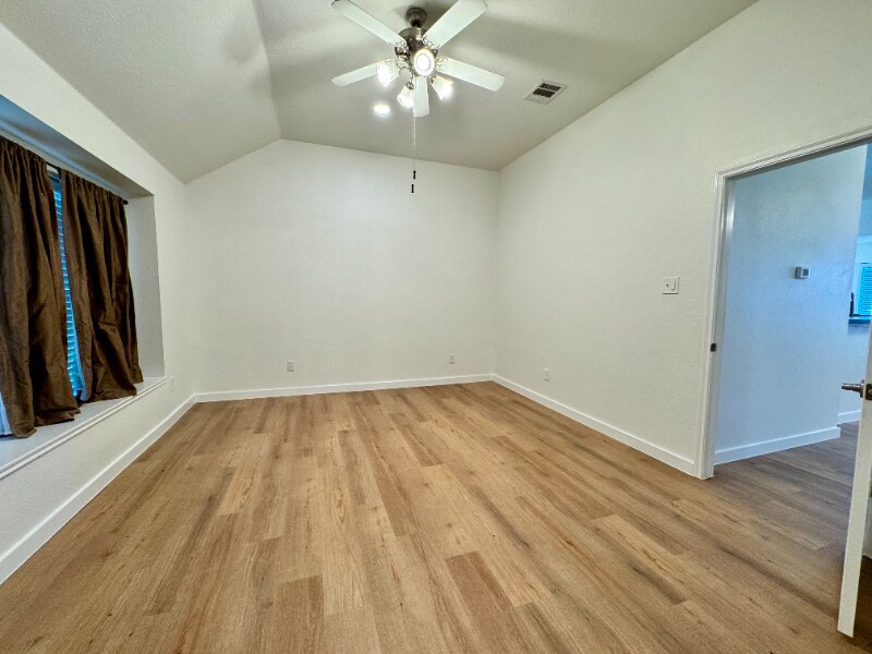Building Photo - 9836 Wild Ginger Dr