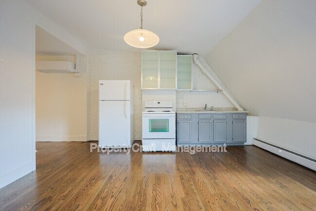 Building Photo - 29 E Springfield St