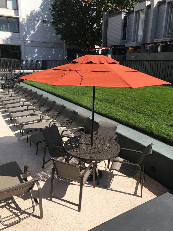 Building Photo - 410 W 7th St #1521