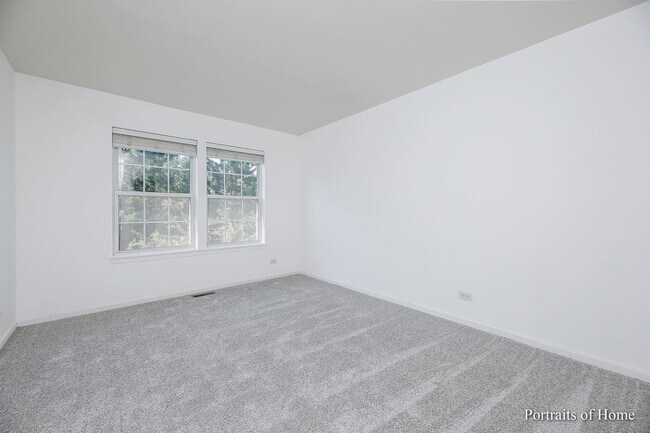Building Photo - 146 Tanglewood Dr