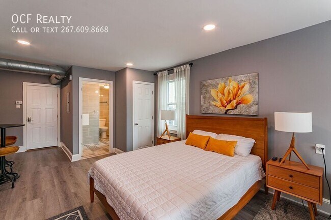 Building Photo - 1620 Mt Vernon St