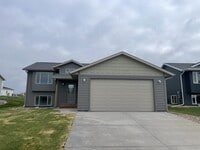 Building Photo - 408 Yelner Dr