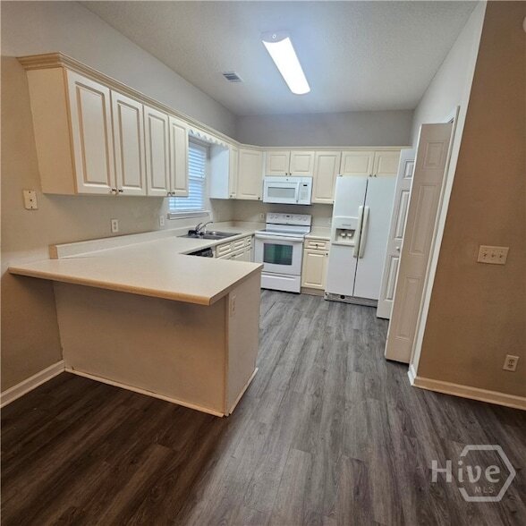 Building Photo - 93 Cypress Point Dr