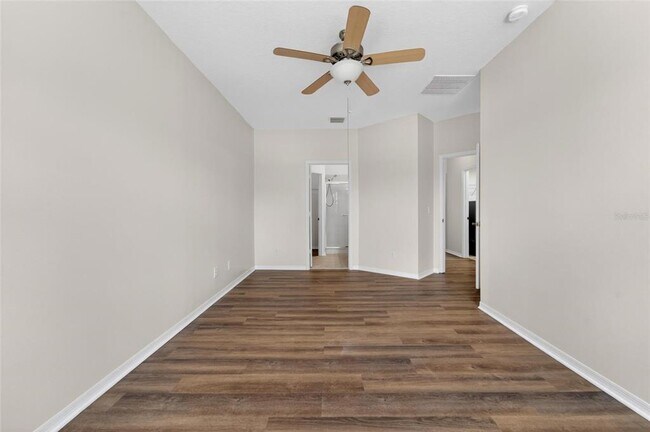 Building Photo - 30132 Mossbank Dr