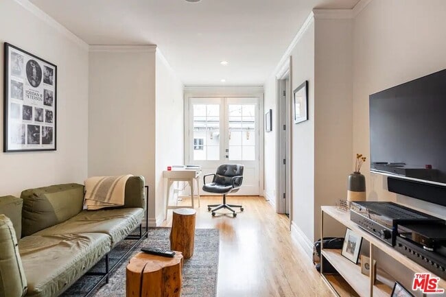 Building Photo - 1972 Stearns Dr