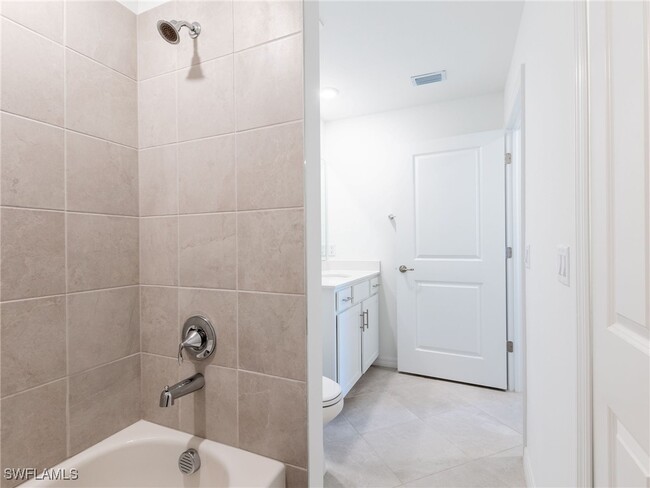Building Photo - 5807 Double Eagle Cir