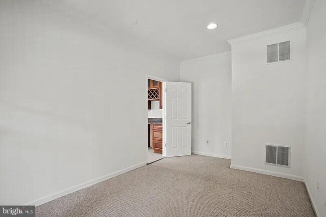 Building Photo - 24689 Siltstone Square
