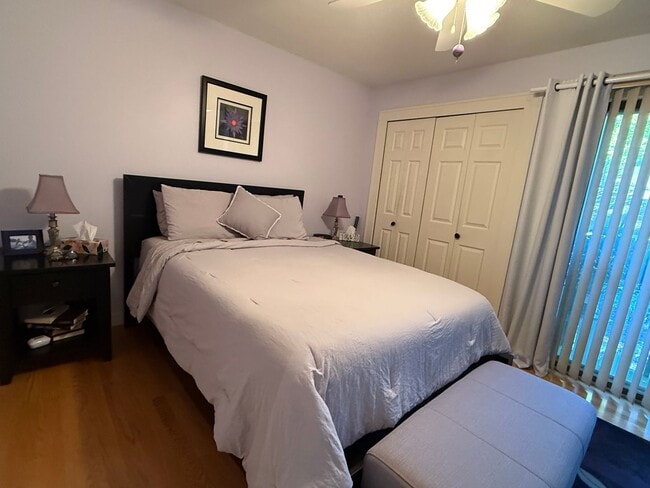 Building Photo - Charming 3-Bedroom Condo in Laconia, NH – ...