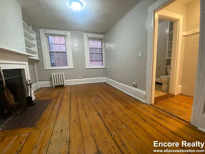 Building Photo - 3 Champney Pl