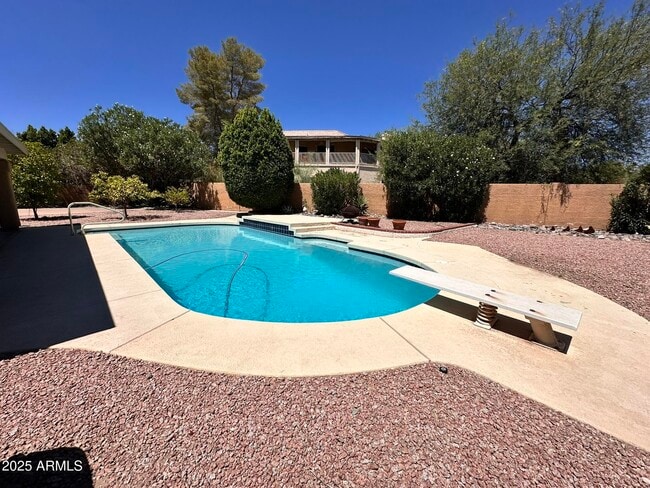 Building Photo - 16040 N Boulder Dr