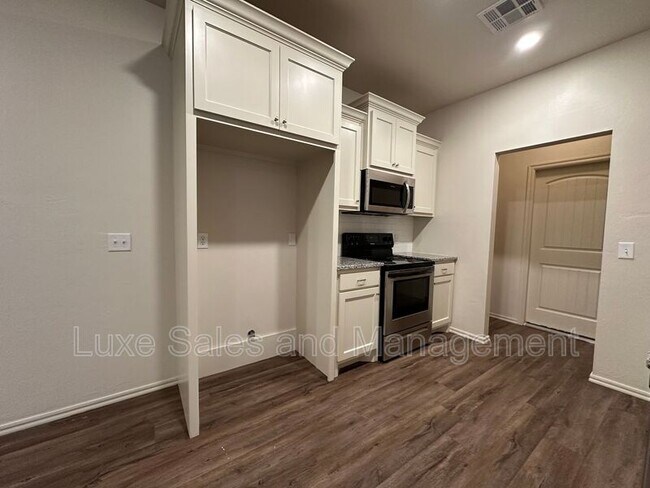 Building Photo - 412 Chalk Hill Ct