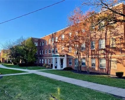 Building Photo - 13833 Cedar Rd