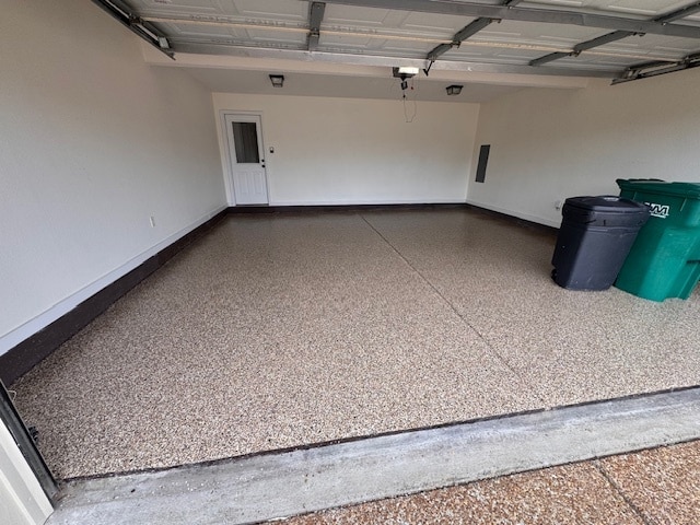 garage - 31 Farestone Cv