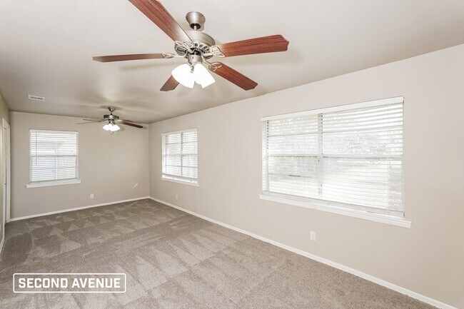 Building Photo - 7608 Deaver Dr