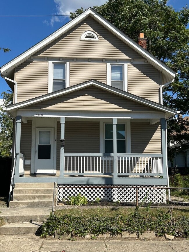 Building Photo - 3 bedroom 2 bath