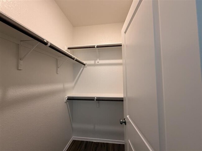 Building Photo - 408 Roper St