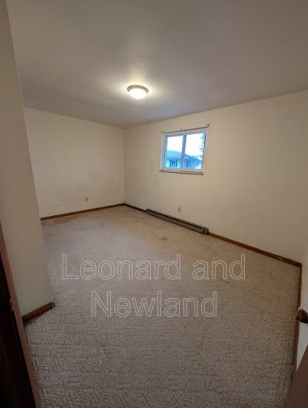 Building Photo - 6145 Frazeysburg Rd