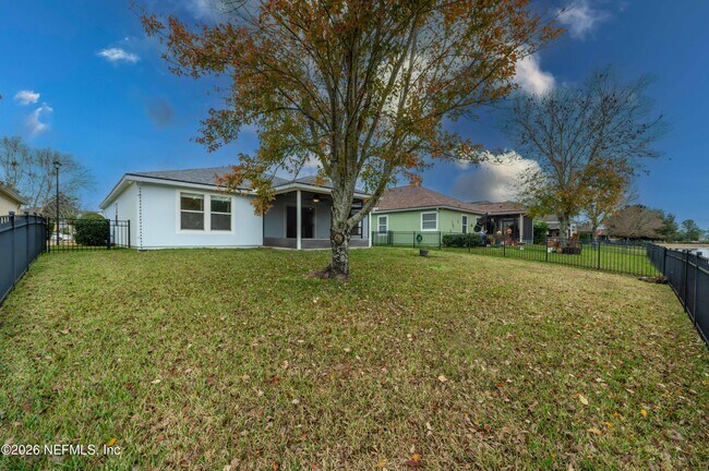 Building Photo - 4667 Pine Lake Dr