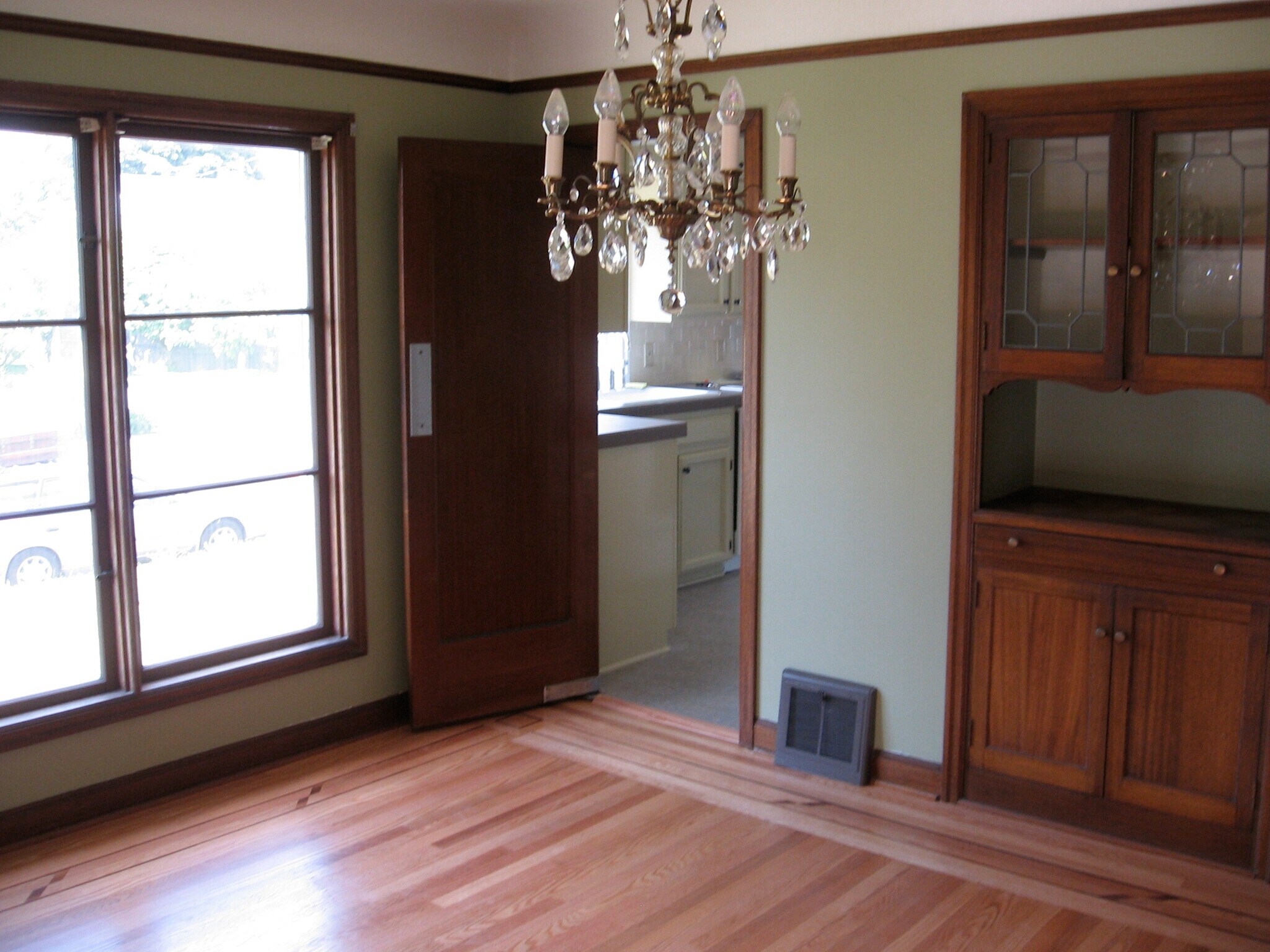 Dining room with built-in and large window - 2910 NE Mason
