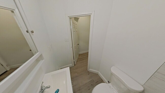 Building Photo - 2438 N 20th St