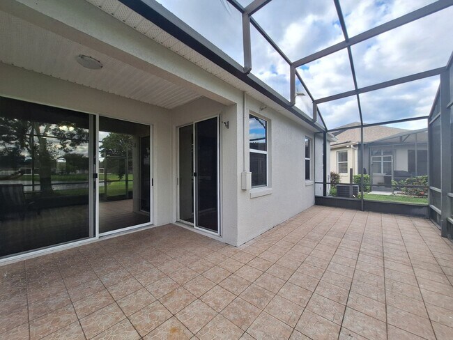 Building Photo - Charming 3-Bedroom Home with Spacious Back...