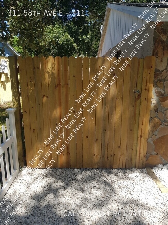 Building Photo - 311 58th Ave E