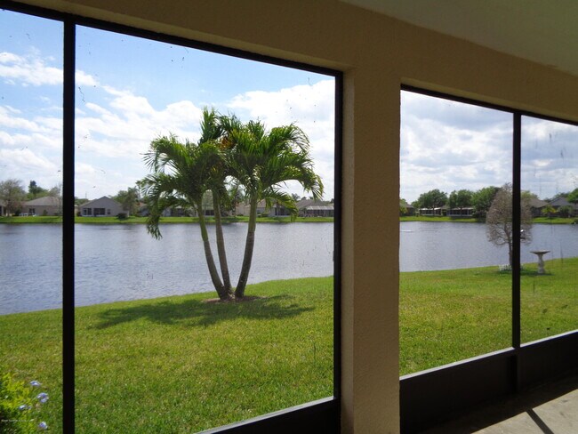 Building Photo - 3337 Hoofprint Dr