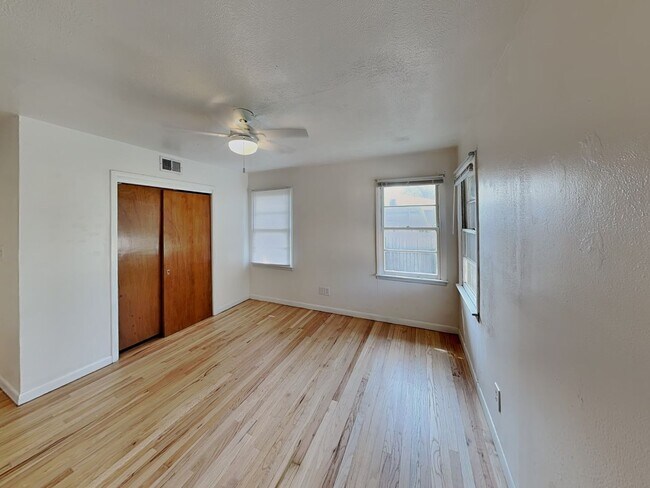 Building Photo - Move in by 12/15/2025 and receive 50% off your first full month’s rent!