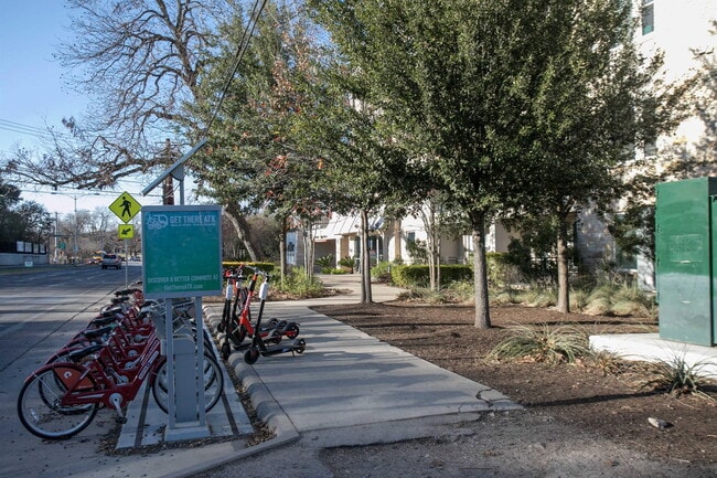 Building Photo - 1900 Barton Springs Rd
