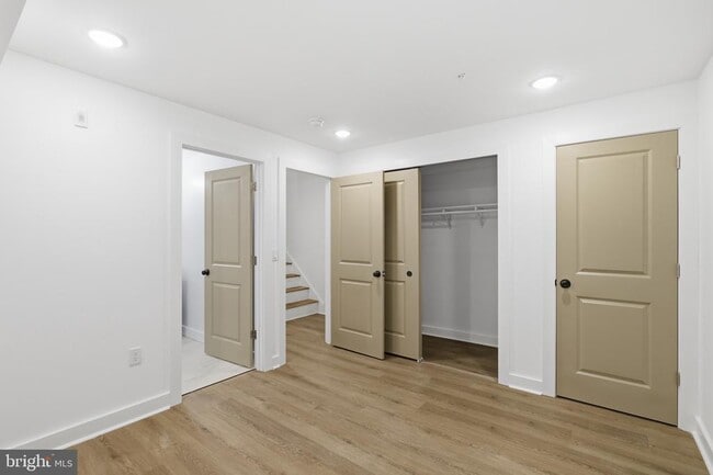 Building Photo - 2643 N 6th St